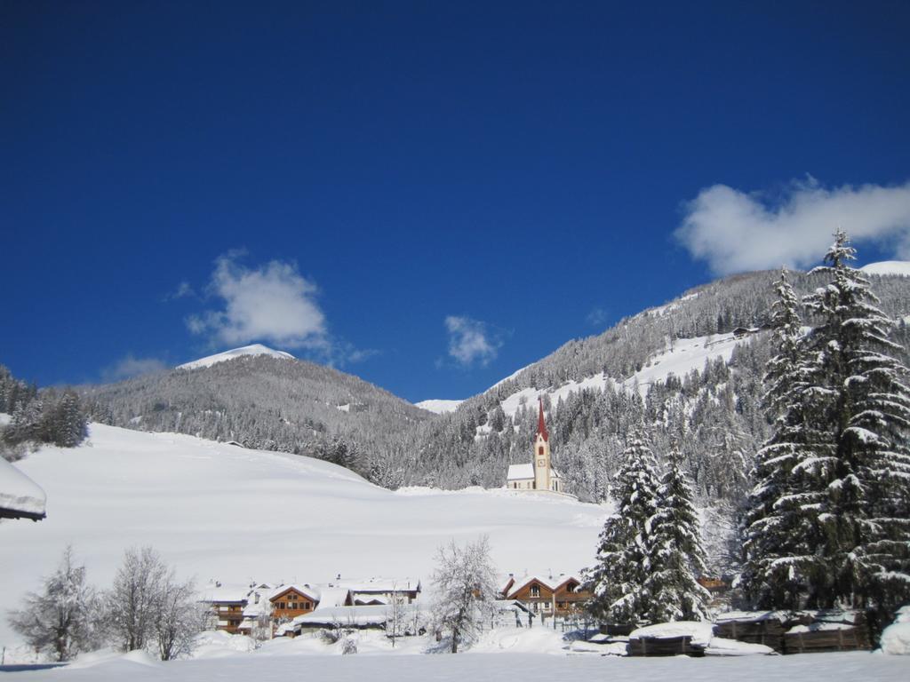 Appartements Haus Bachmann San Candido Exterior foto